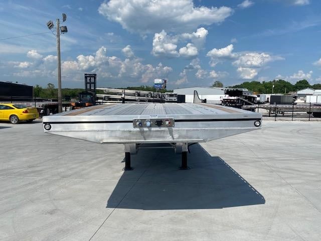 2025 MAC TRAILER MFG 53' ALUMINUM DROP DECK W/ REAR AXLE SLIDE - image 3 of 6