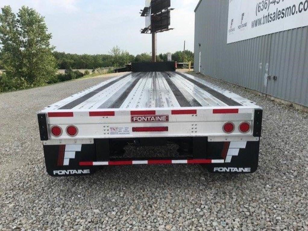 2026 FONTAINE INFINITY 48' COMBO DROP DECK WIDE SPREAD - image 5 of 6