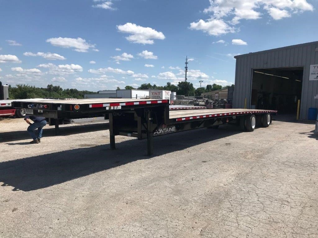 2026 FONTAINE VELOCITY 53' STEEL DROP DECK - FIXED SPREAD - image 1 of 6
