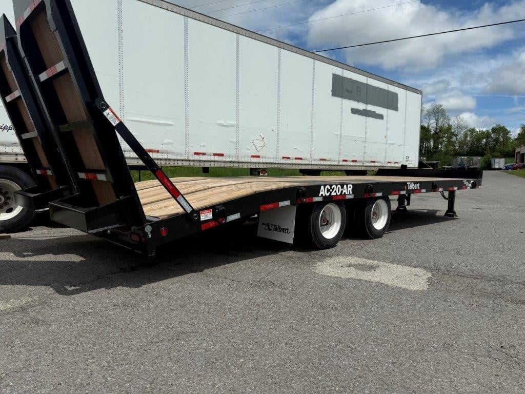 2025 TALBERT AC-20-AR 20 Ton Tag Trailer w/ Air Ramps - image 5 of 6
