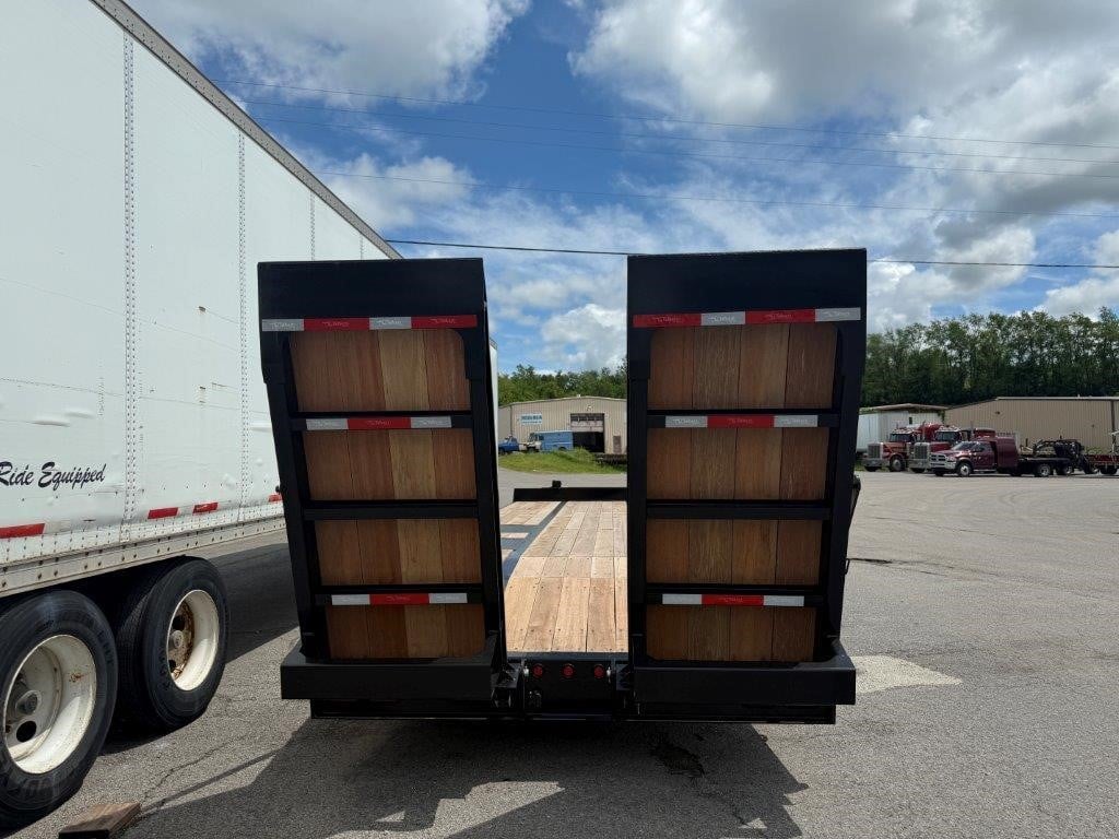 2025 TALBERT AC-20-AR 20 Ton Tag Trailer w/ Air Ramps - image 6 of 6
