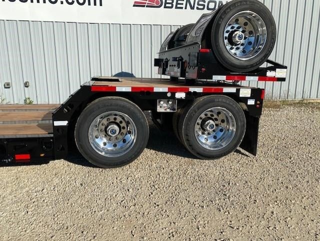 2025 TRAIL KING TK80MG ton double drop RGN. Removable Gooseneck lo - image 5 of 6