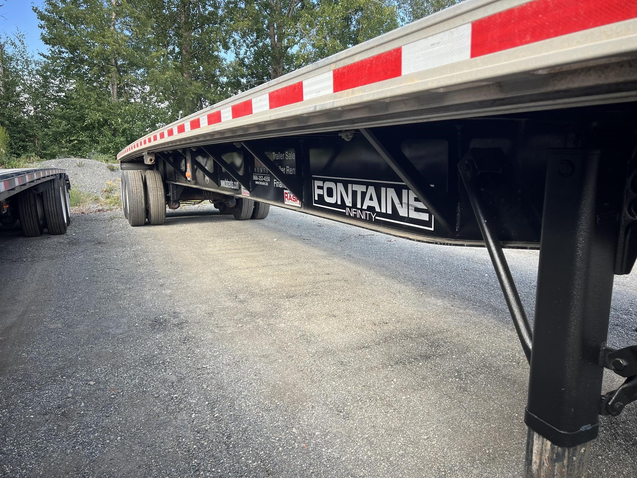 2025 FONTAINE INFINITY 48' COMBO FLATBED - SLIDING TANDEM - image 2 of 6