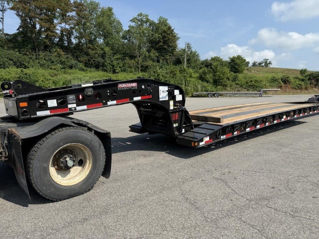 2026 FONTAINE 55 TON S-T-R-E-T-C-H HYDRAULIC GN LOWBOY - image 2 of 6