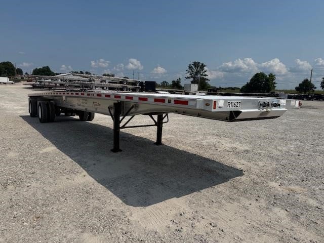 2018 FONTAINE 48' REVOLUTION ALUMINUM FLATBED WSA - image 3 of 6