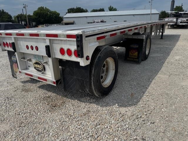 2018 MAC 48' ALUMINUM FLATBED - image 4 of 6