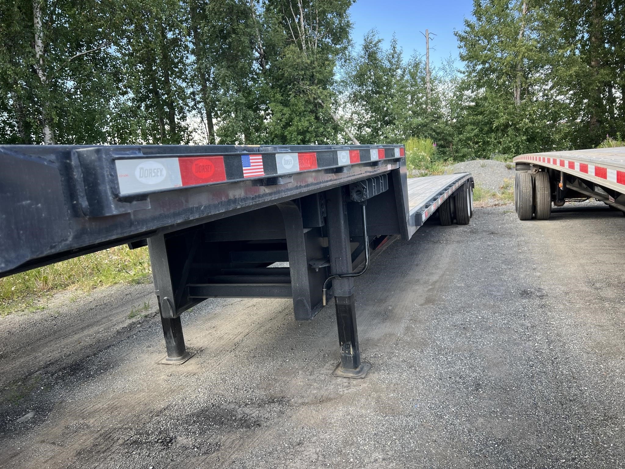 2025 DORSEY 45' STEEL DROP DECK W/ BEAVERTAIL - image 3 of 6